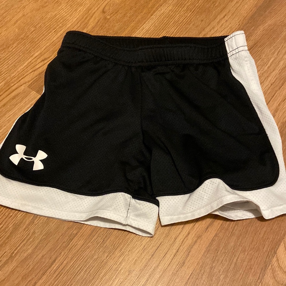 Under armour shorts youth